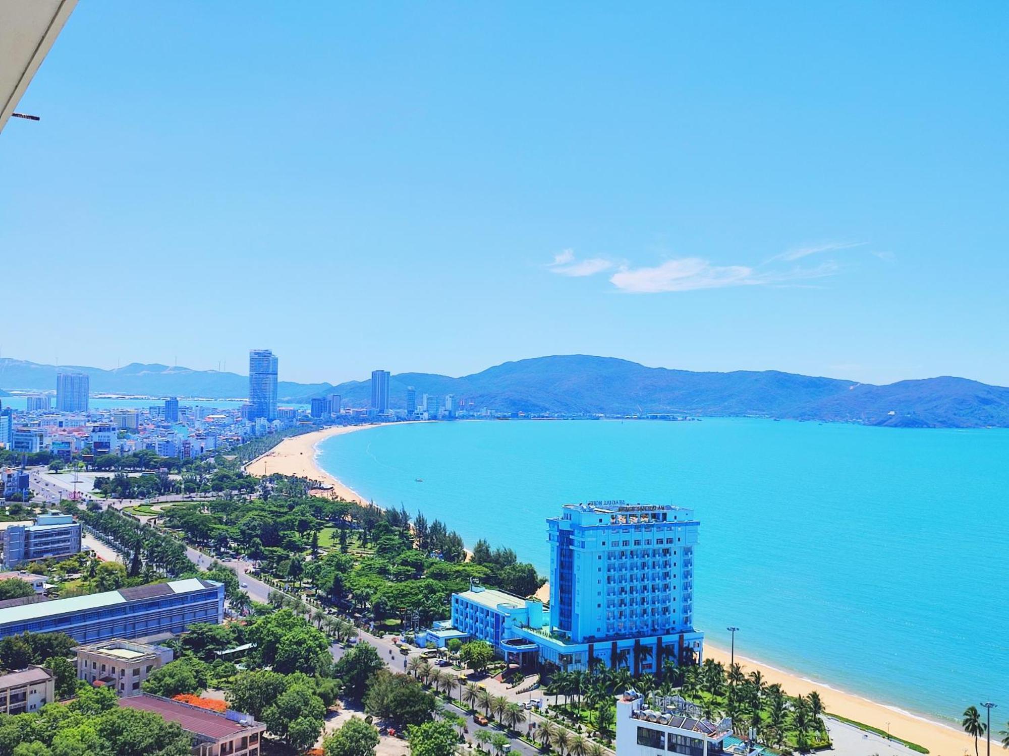 Flc Sea Tower Quy Nhon Ban Cong, Bon Tam, Ho Boi Co Phi, Sat Bien Buitenkant foto